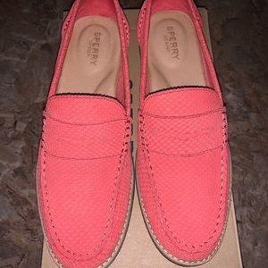 Sperry Loafers Women’s Size 8.5